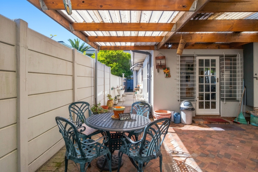3 Bedroom Property for Sale in Plumstead Western Cape